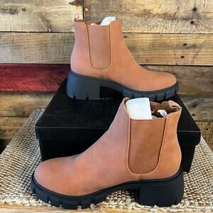 Shoe‎ Republic LA Brown Platform Boots Size 7.5